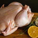 Perhatikan, Berikut 7 Cara Membedakan Ayam Segar dan Tiren!